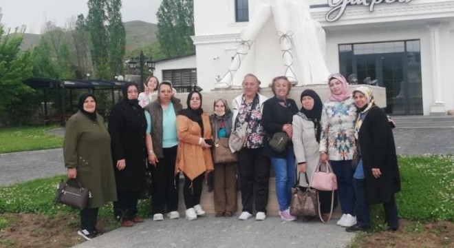 Türk Anneler Derneği'nden örnek etkinlik