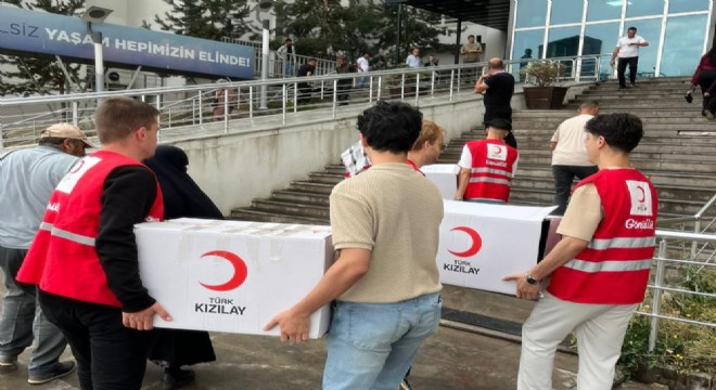 Türk Kızılay dua alıyor