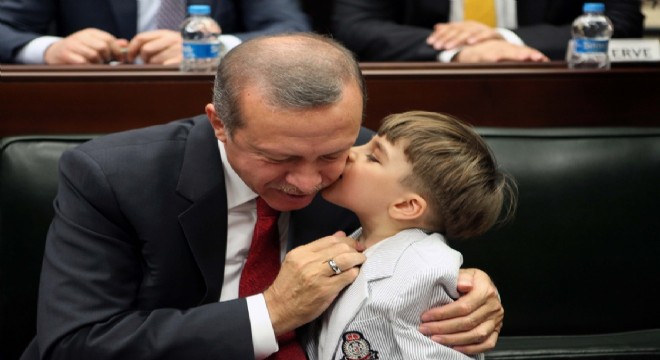 “Türkiye insanlığın umudu olmayı sürdürüyor
