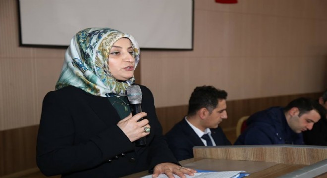 Türkiye'nin ikinci kadın başkanı Oltu'dan