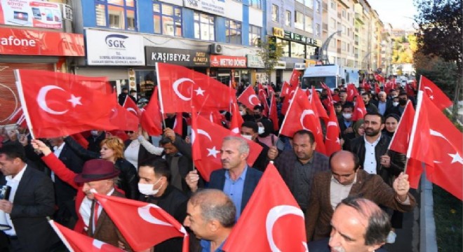 Türkkan Hakkari'de protesto edildi