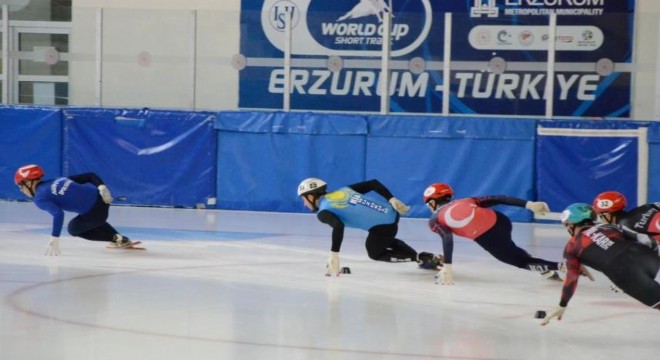 ÜNİLİG'de Short Track heyecanı