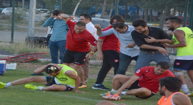 Uğur Utlu'ya doğum günü sürprizi