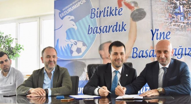 Üneş'ten iç transfer açıklaması