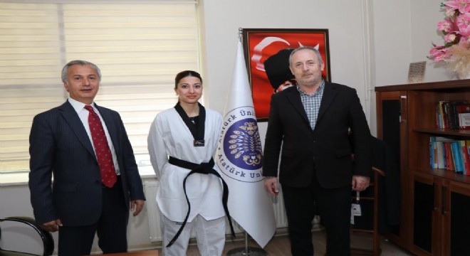Üniversite öğrencisinin taekwondo başarısı