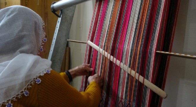 Unutulan 'cacım' dokuma yeniden hayat buluyor