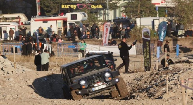 Vali Memiş, Off-Road yaptı