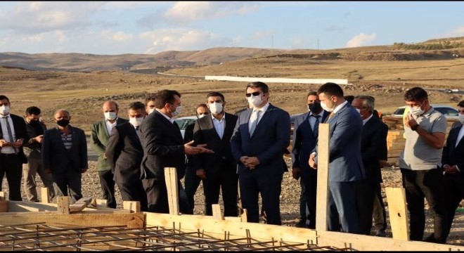 Vali Memiş'ten Yaşar'a yatırım tebriği