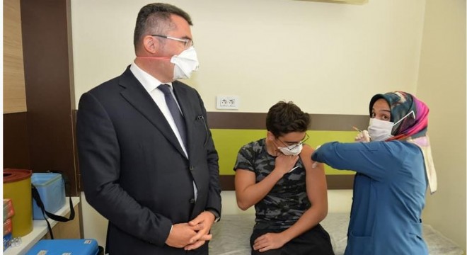 Vali Memiş'ten aşı daveti