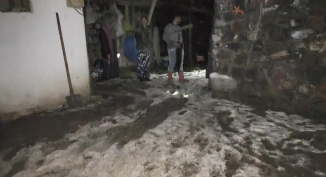 Varlı'yı sel vurdu, 10 ev selden zarar gördü