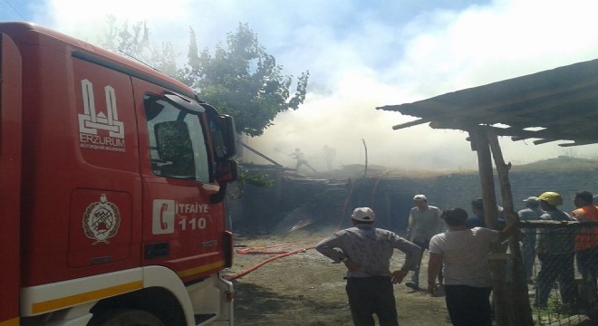 Vişneli Köyü'nde yangın