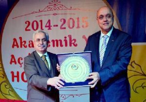 Yaylalı, İÇÜ'nün akademik yıl coşkusunu paylaştı