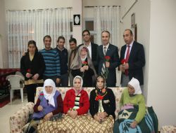 Aydın, engellileri ziyaret etti