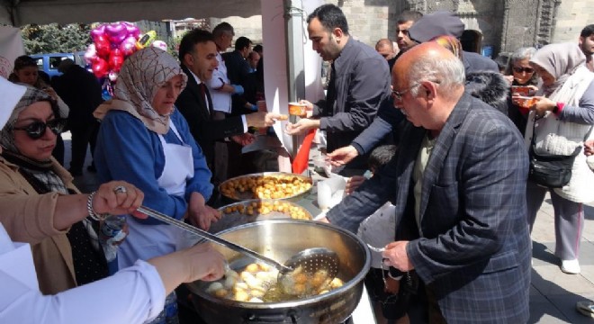 Yakutiye'de Erzurum Mutfağı ikramı