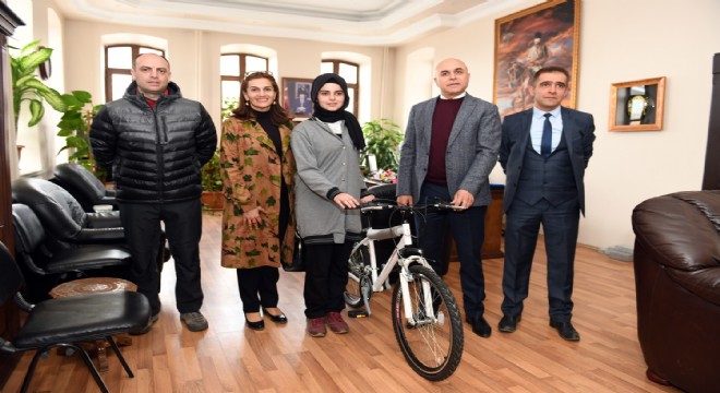 Yakutiye'de bilimsel başarıya ödül