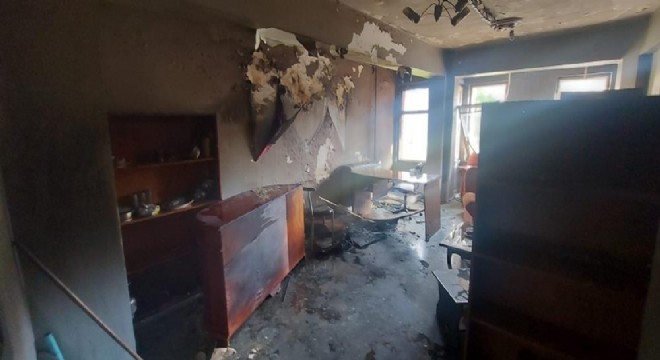 Yakutiye'de büro yangını