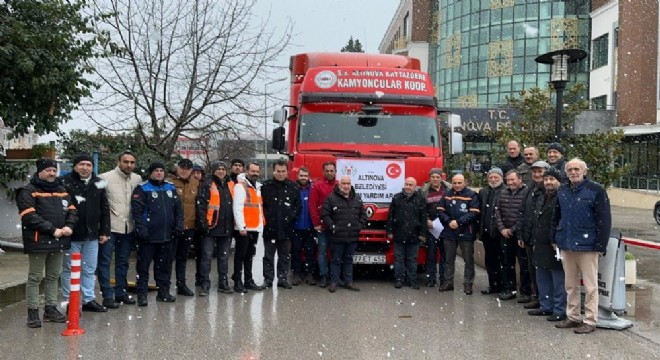 Yalova'da dadaşlardan depremzedelere destek