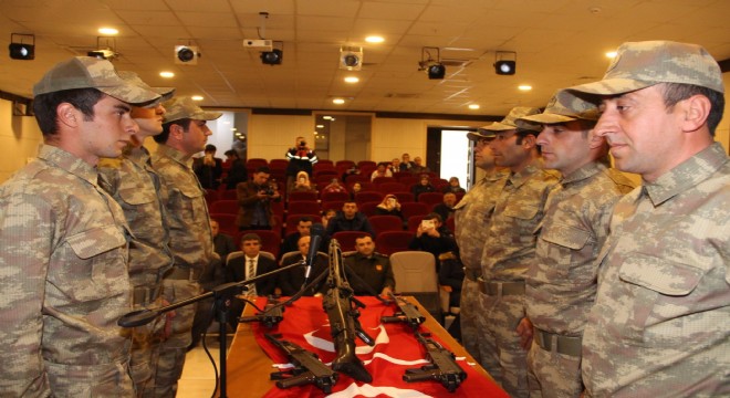 Yemin edip göreve başladılar