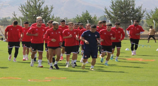 Yiğidolar da kamp için Erzurum'u seçti