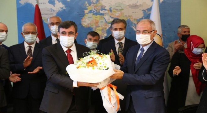 Yılmaz görevi, Ala'ya devretti