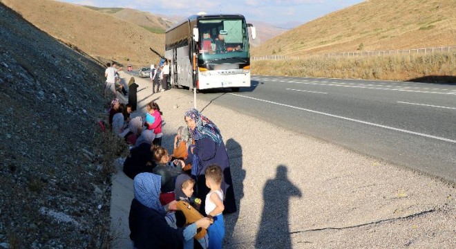 Yolcu otobüsü yandı, faciadan dönüldü