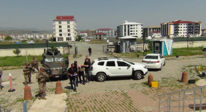 Yurtdışına kaçarken yakalandı