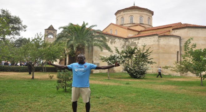 Zargo Toure, 127 yabancı oldu