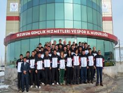 Antrenörlere malzeme desteği