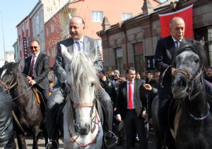 Ardahan'da milli coşku