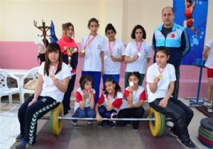 Erzurum'da halter adına bir ilk