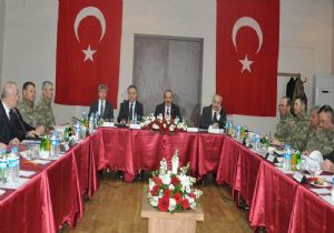 Bölge Valileri istişare etti