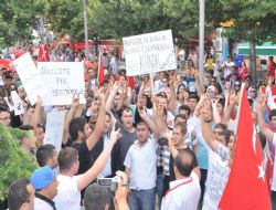 ‘Her Türk Asker Doğar'