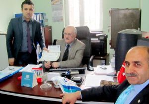 Karayazı'da Büro Memur Sen'e toplu geçiş