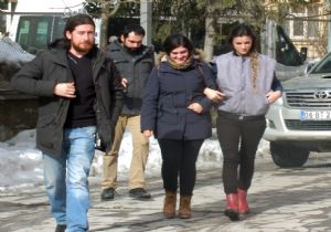 Bir akademisyen gözaltına alındı
