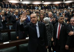 Erdoğan: ‘Siyaset omurgalı duruş gerektirir'