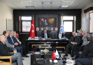 Bayburtlu Akademisyenler B.Ü. için istişare etti