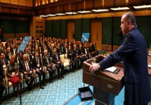 ‘Yeni Türkiye'de belirleyici olan millettir' 