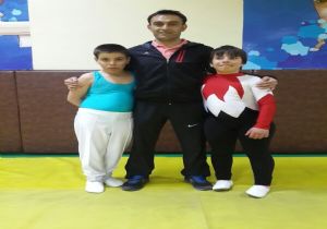 Erzurum,  özel jimnastikçilerinden madalya bekliyor 