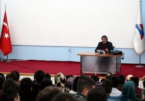 Canım, Milli Şairimiz Akif'i anlattı