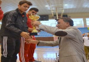 Ceyhan, sporda teşviki değerlendirdi