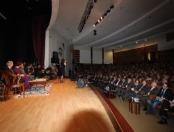 Dadaşlar türkülerle coştu