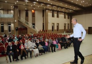 Demirci Aile içi iletişimi anlattı