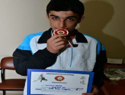 Dönmez, Judo'da başarının adı