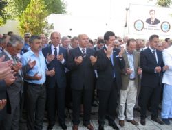 Dr. Sadık Ahmet törenle anıldı