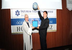 İlk ders Üstün Hoca'dan