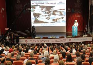 ‘İlmimiz çoğaldı âlimlerimiz azaldı'