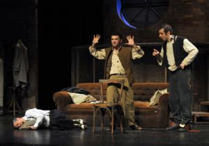 EDT öğretmenler için sahne alacak