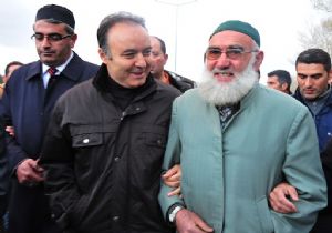 Altıparmak: ‘Biz asaletin peşindeyiz'