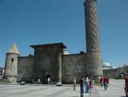 Erzurum'da tarih turizmi öne çıktı