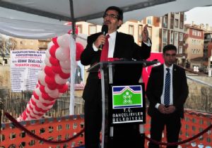 Güllüce, ‘Dev gibi bir milletiz'